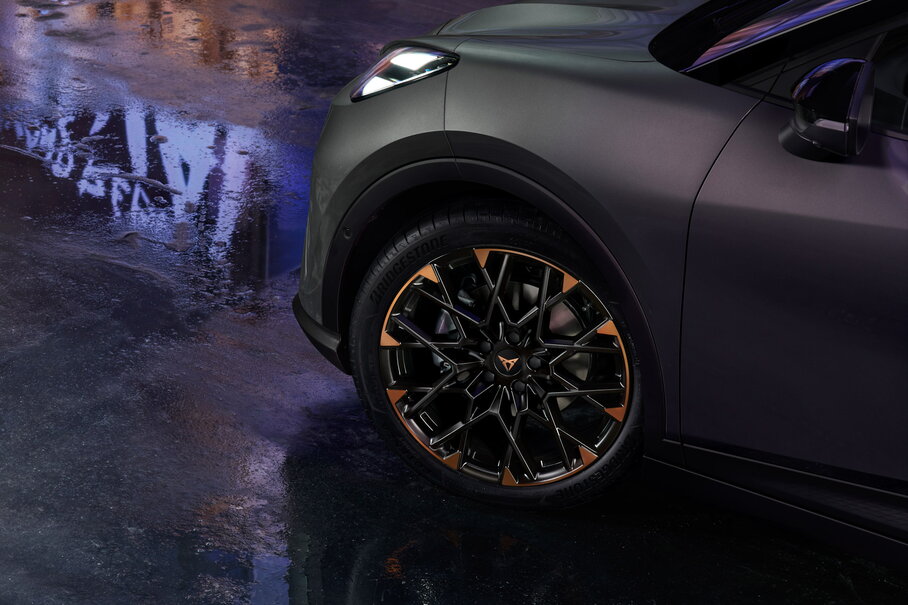 010_cupra-raval-plasma_hq_edited.jpg
